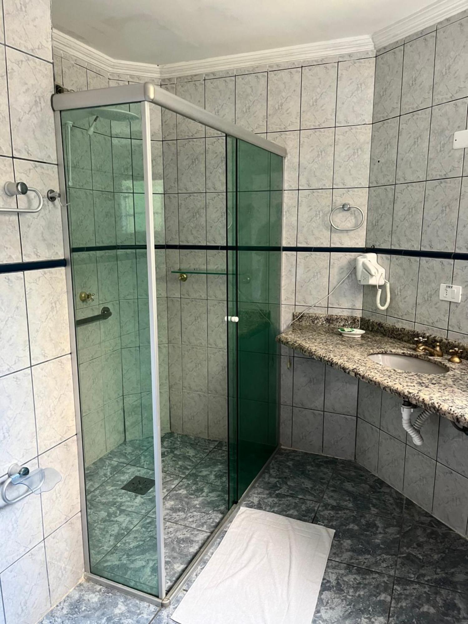 Pousada Elegance Beira Mar Itanhaém Exterior foto