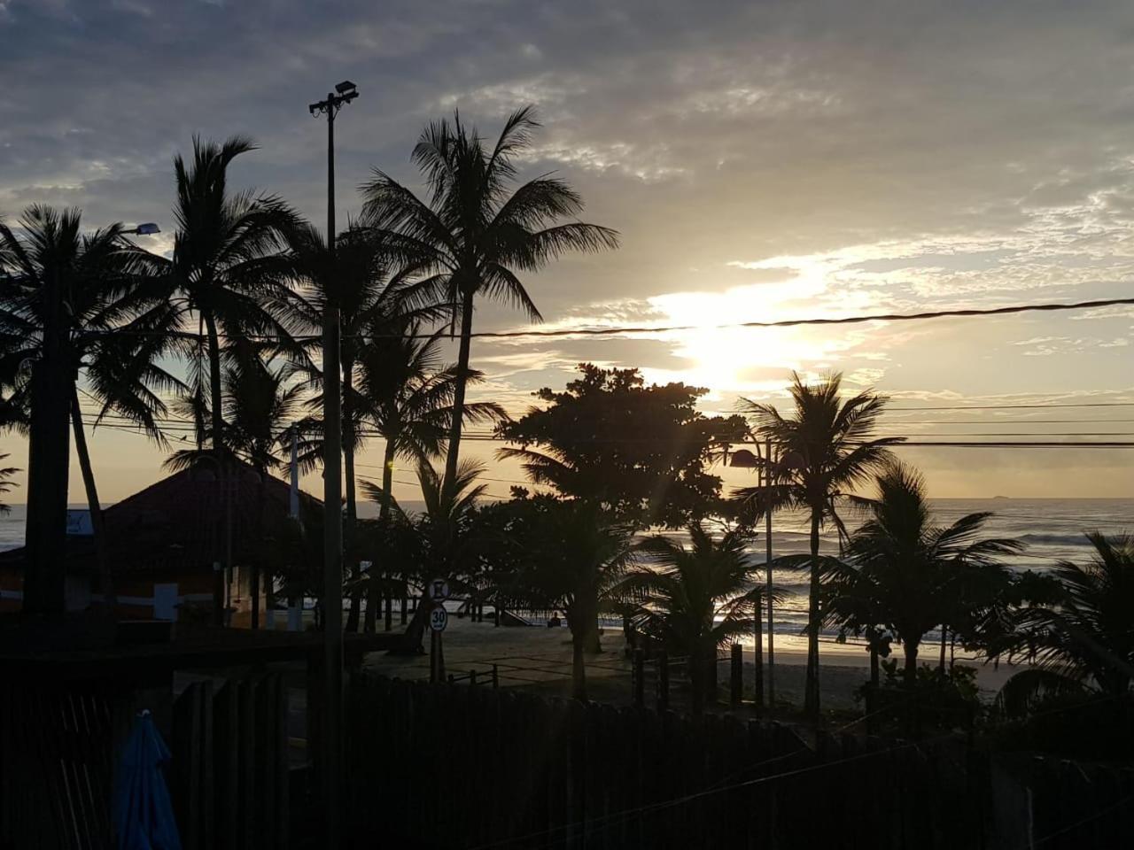 Pousada Elegance Beira Mar Hotel Itanhaém Exterior foto