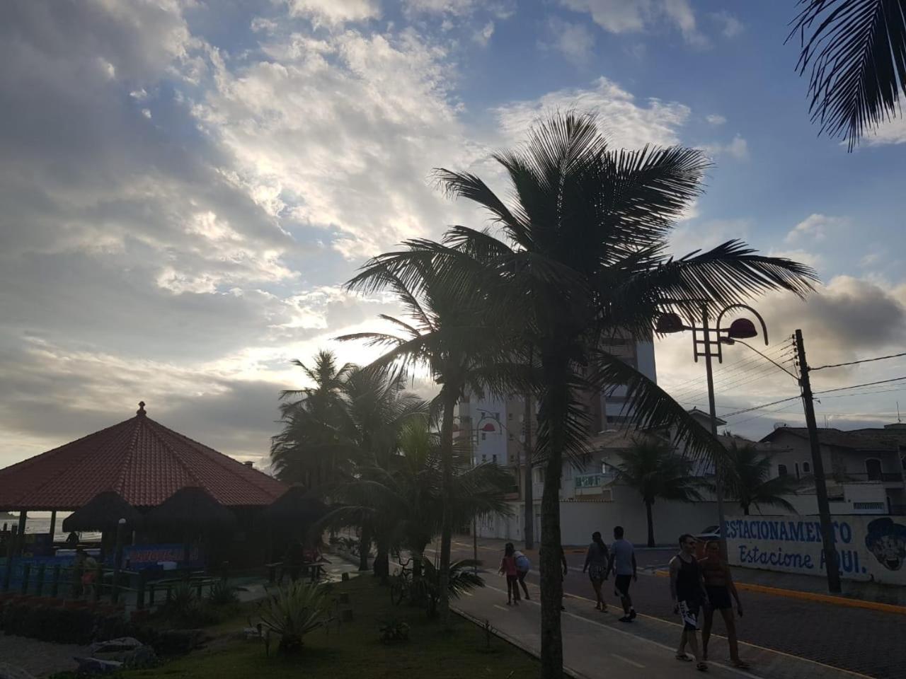 Pousada Elegance Beira Mar Itanhaém Exterior foto